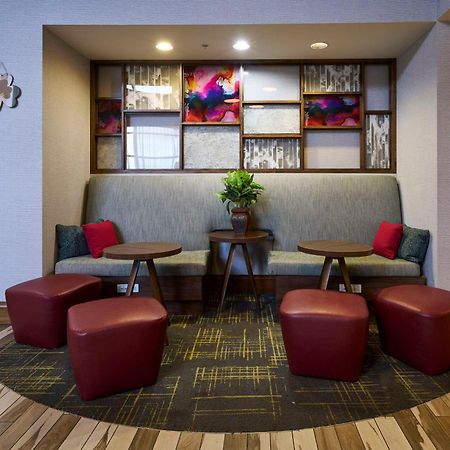 Hampton Inn & Suites Salinas Eksteriør bilde