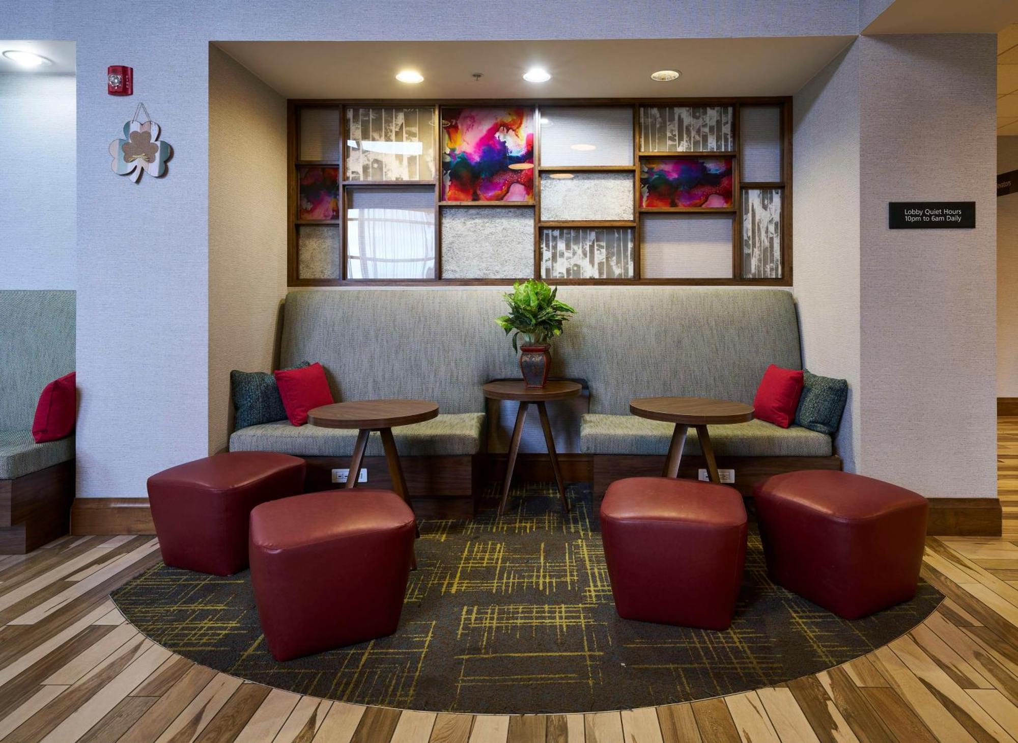 Hampton Inn & Suites Salinas Eksteriør bilde