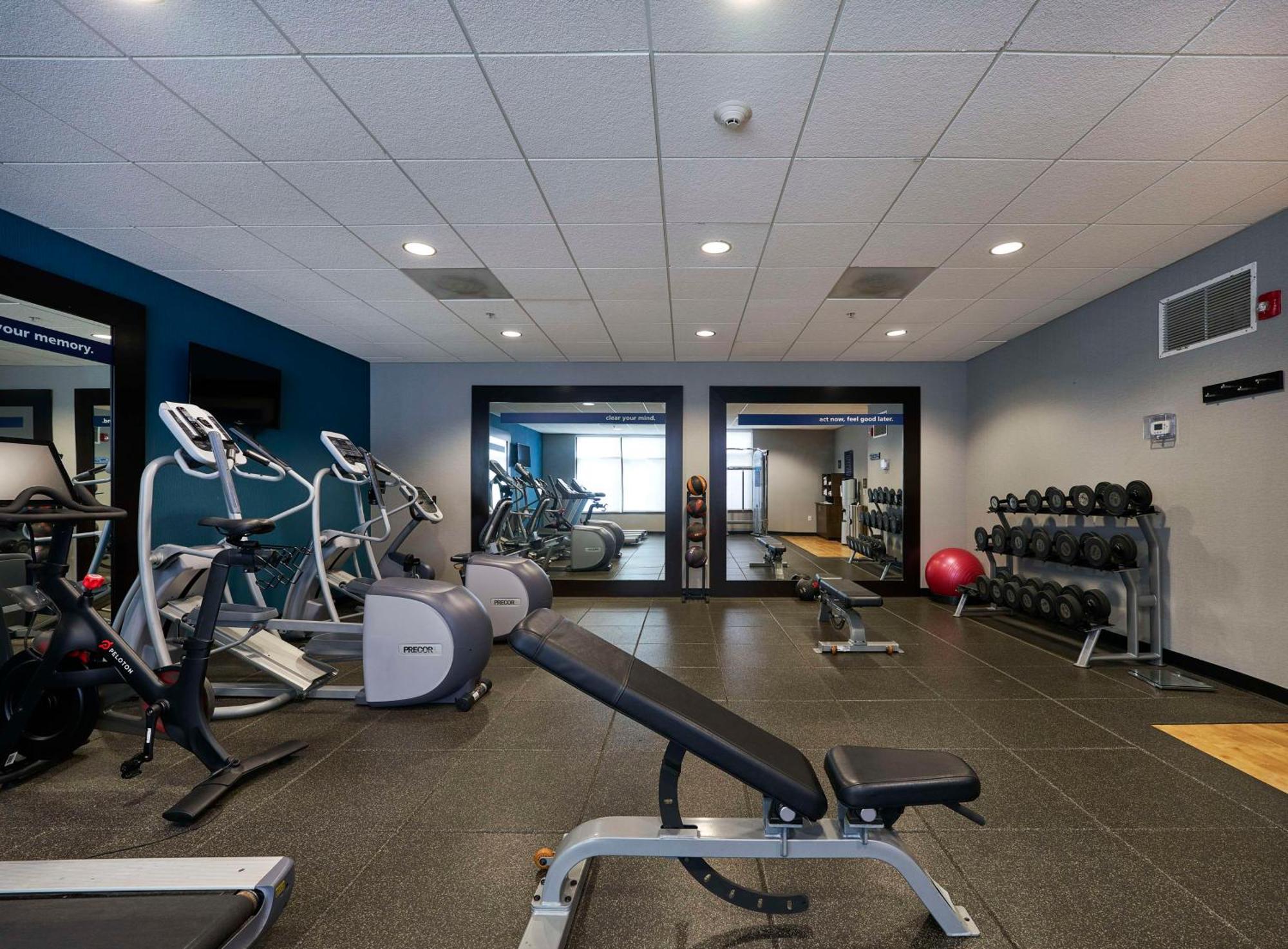 Hampton Inn & Suites Salinas Eksteriør bilde