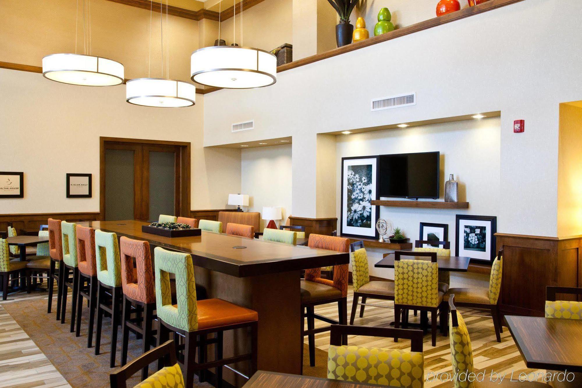 Hampton Inn & Suites Salinas Eksteriør bilde