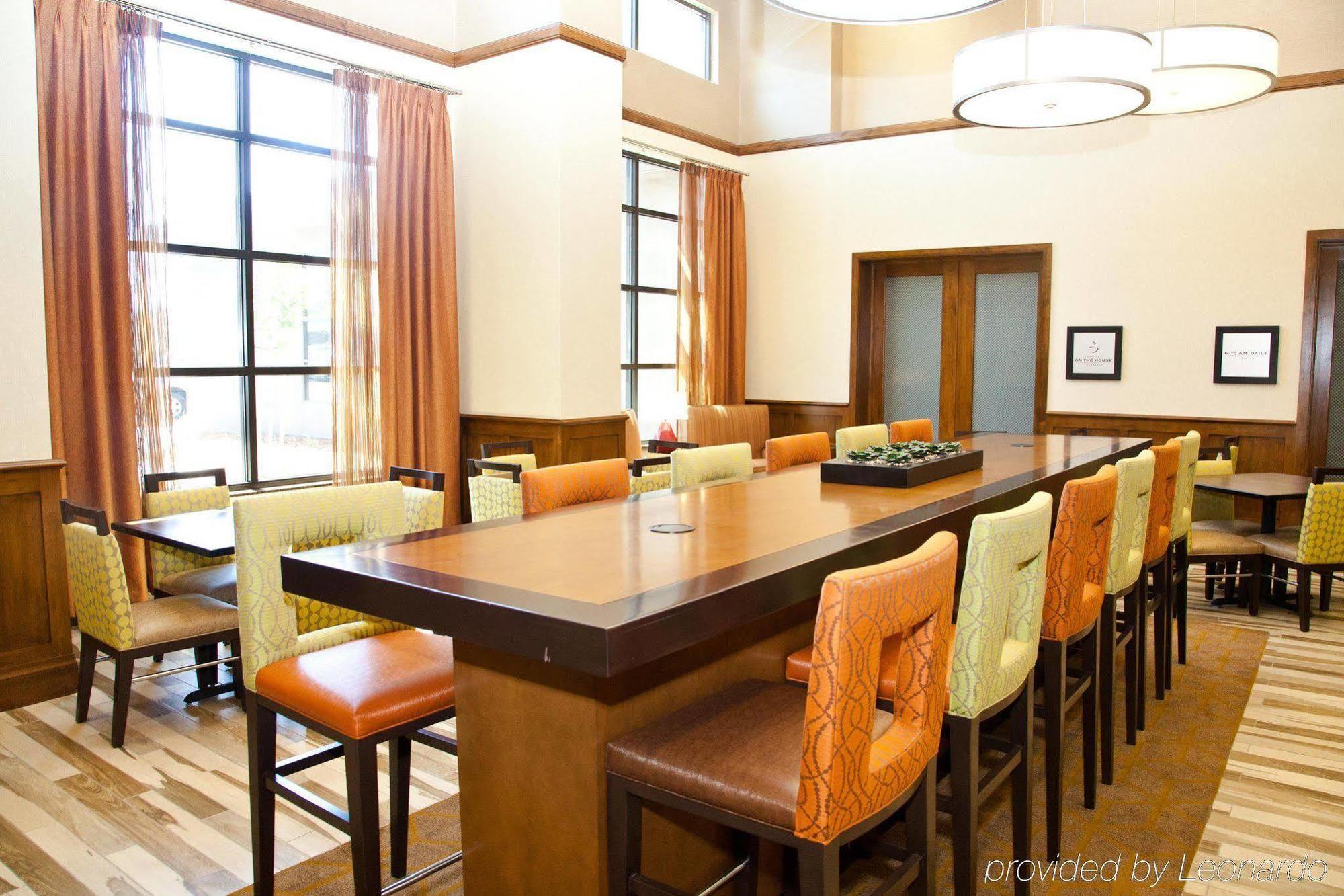Hampton Inn & Suites Salinas Eksteriør bilde