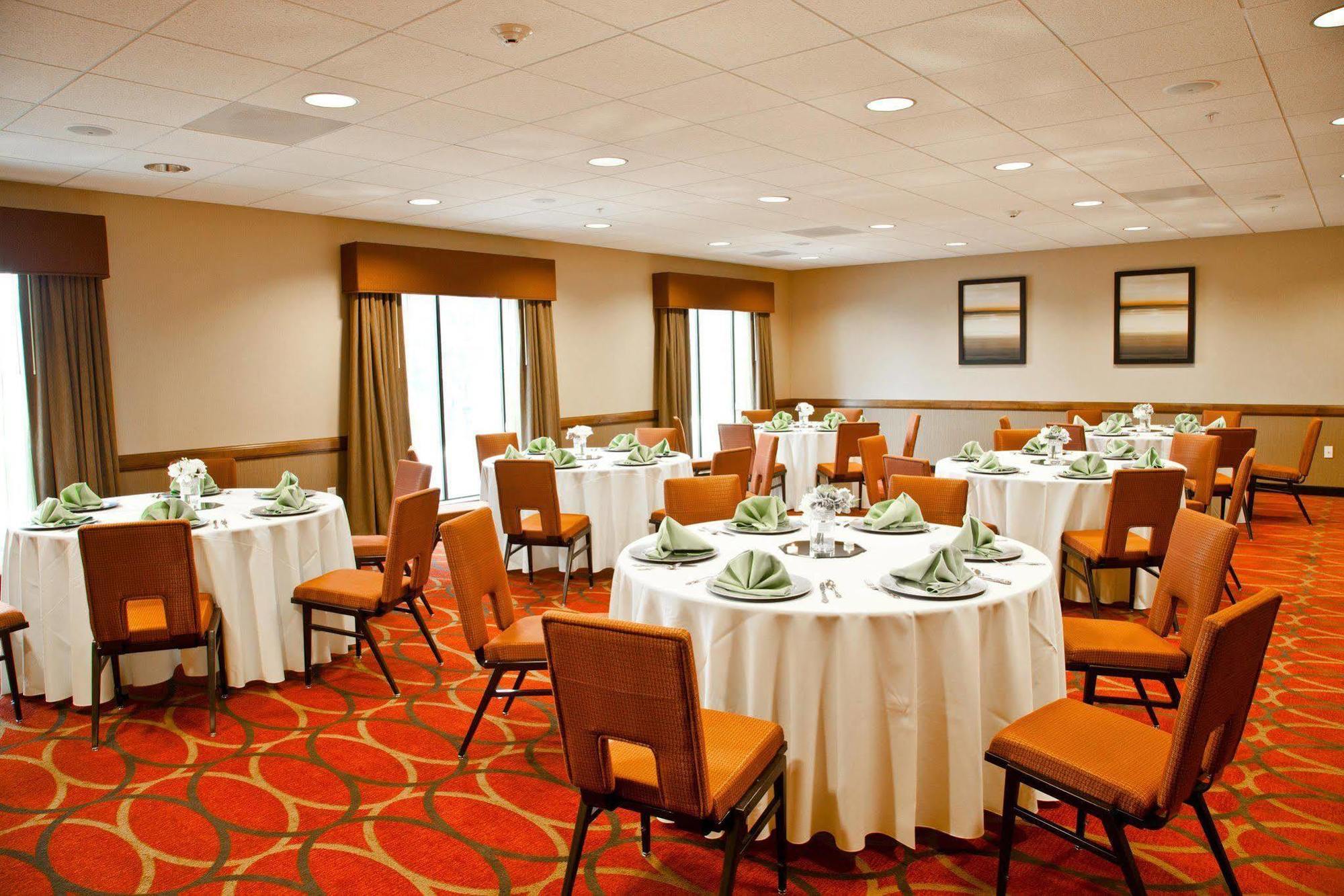 Hampton Inn & Suites Salinas Eksteriør bilde